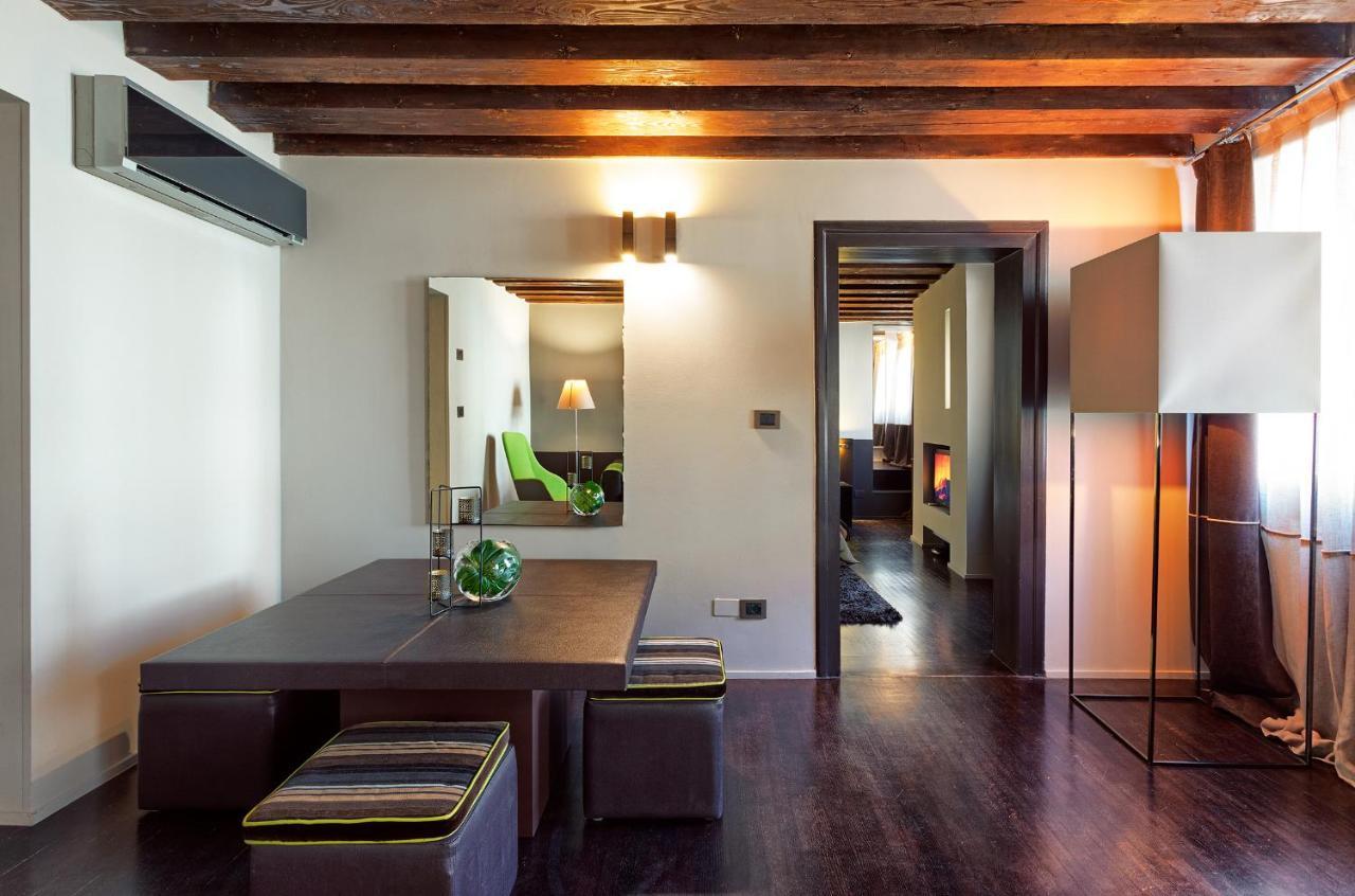 Appartement Charming House Iqs à Venise Extérieur photo