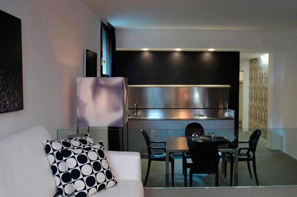 Appartement Charming House Iqs à Venise Extérieur photo